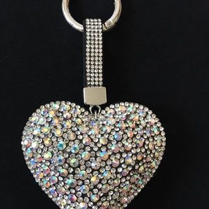 NEW!! ADORABLE Rhinestones Heart Keychain!!
